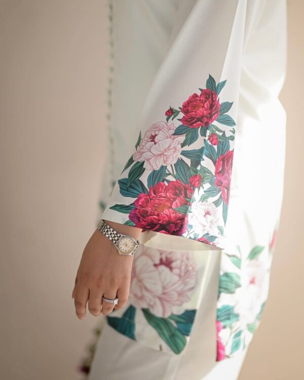 Elegant White printed Shamus Silk Shirt and Trouser - Image 2